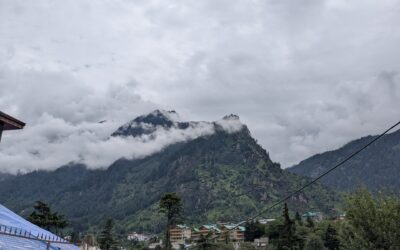 マナリYOGAニケタン